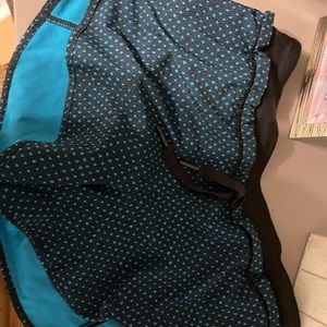 Blue polkadot Lululemon shorts size 4